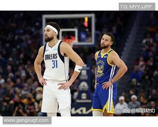 勇士与爵士激战全场精彩回放3月15日比赛精彩瞬间回顾