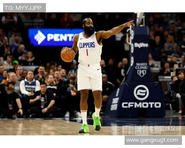 2009年NBA季后赛掘金与黄蜂第四场精彩对决回顾与分析