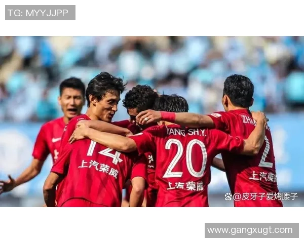 深圳佳兆业与上海上港激战正酣比分揭晓引发球迷热议